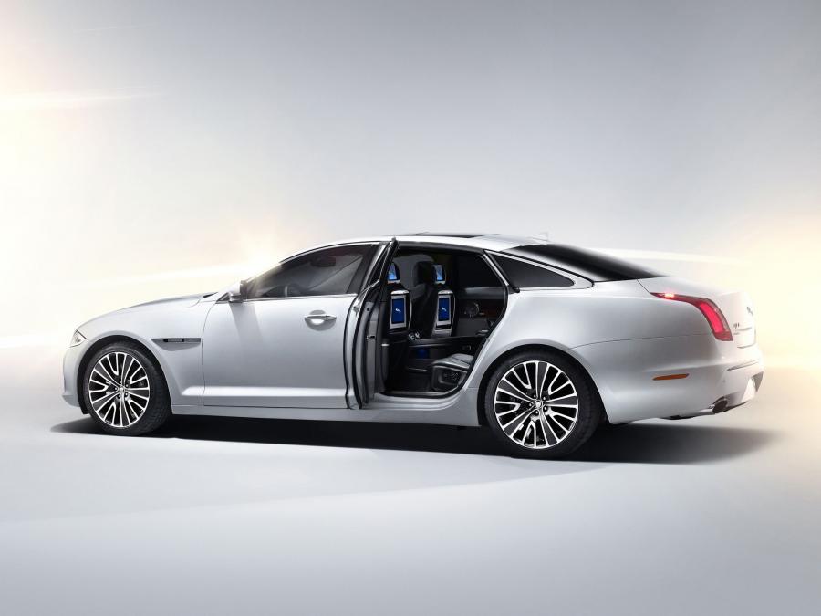  Jaguar XJ Ultimate 2012 года  (фото 13 из 54)